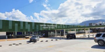 Concesionarios inauguran remodelación de la Central de Autobuses de Victoria