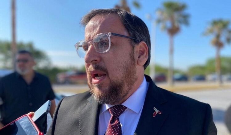 Indebido condicionar la entrega de documentos oficiales al pago de graduaciones: SET