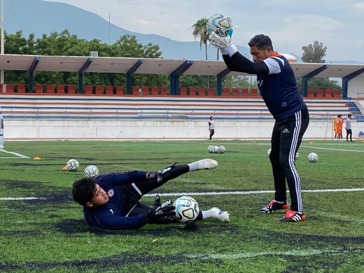 Arrana pretemporada Correcaminos para campaña en Liga Premier