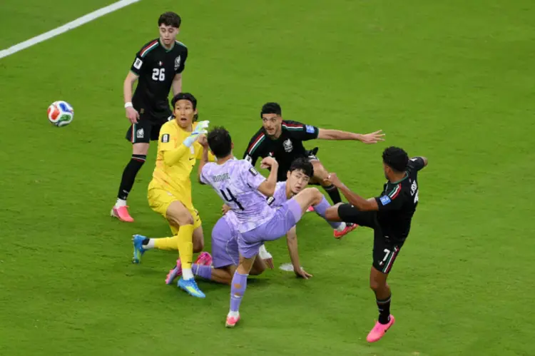 Sufrido triunfo de México 1-0 ante Corea del Sur; error y acierto de los porteros