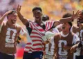 Estados Unidos derrota 2-0 a Australia y pasa a dieciseisavos del Mundial