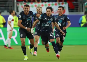 Paraguay derrota 1-0 a Turquía y mantiene firme su posible clasificación
