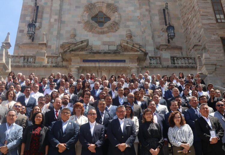 Rector de la UAT fortalece lazos institucionales en la reunión nacional de la ANUIES