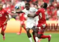Suiza triunfa 2-1 ante Canadá y avanza como líder del Grupo B