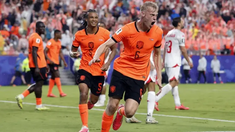 Países Bajos gana 3-1 a Túnez con dos goles tempraneros a los 3 y 7 minutos