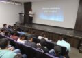 Imparten a estudiantes de la Universidad Politécnica conferencia sobre adicción al teléfono celular