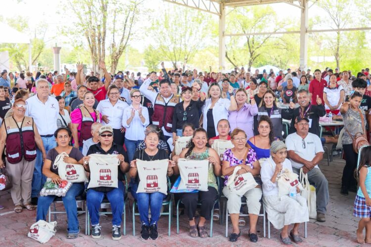 Mercado de Bienestar de la SEBIEN llega a las familias de Abasolo