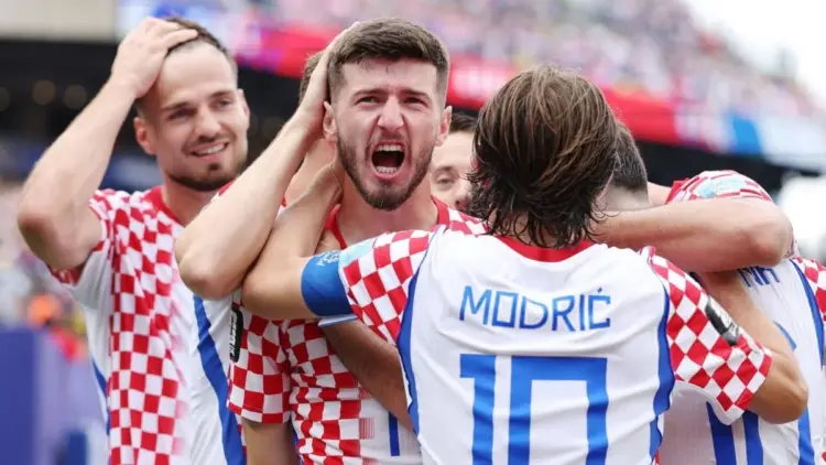 Croacia vence 2-1 Ghana y ambas selecciones se meten en dieciseisavos