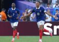Francia golea 3-0 a Suecia con doble de Kylian Mbappé
