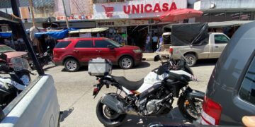 Roban en pleno centro de Victoria