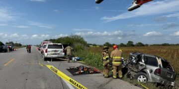Cuatro muertos en choque frontal de camionetas en la carretera Victoria-Matamoros