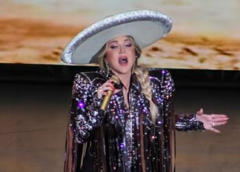 Alicia Villarreal revela que perdió un bebé y habla de su hija