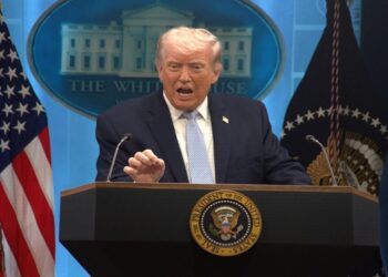Donald Trump anuncia un principio de acuerdo con Irán para detener el conflicto militar