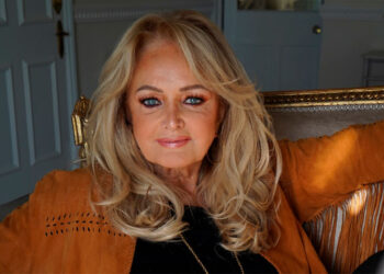 Bonnie Tyler sale del coma, pero su salud sigue siendo grave