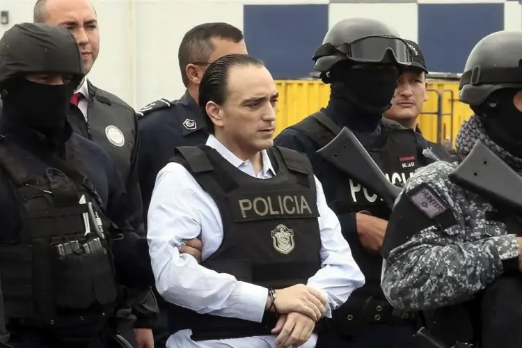 Absuelven a ex gobernador por delincuencia organizada
