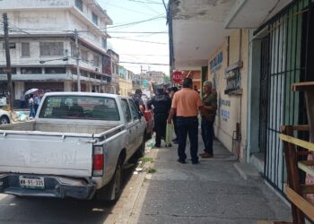 Muere hombre al conducir triciclo