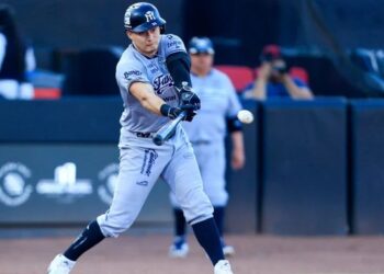 Toros de Tijuana vence a Sultanes de Monterrey y asegura la serie en extra innings