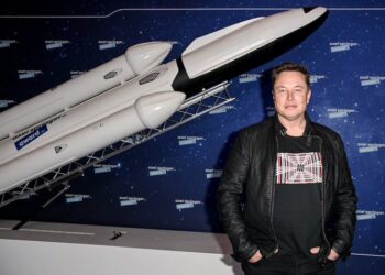 Las acciones de SpaceX suben 19% en su salida a bolsa para financiar la colonización de Marte
