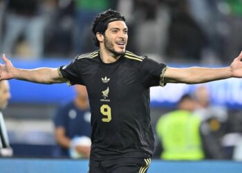 Raúl Jiménez define su futuro entre el Fulham, el Tri y el interés del América