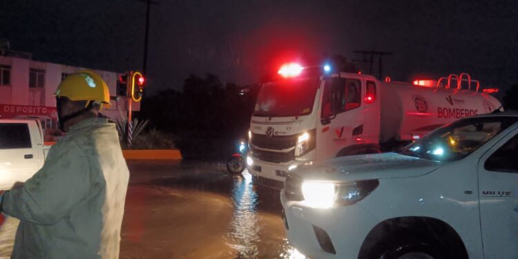 Lluvias desquician Victoria