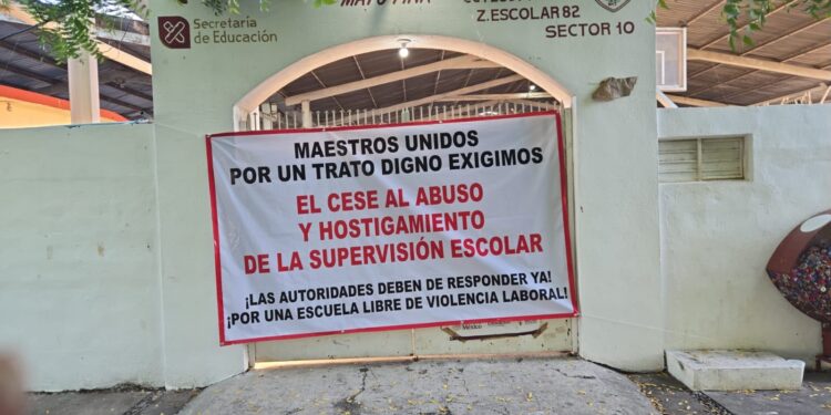 Cierran tres escuelas por protestas