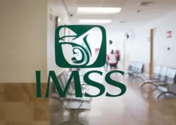 Denuncian en IMSS envío de pacientes a clínicas privadas