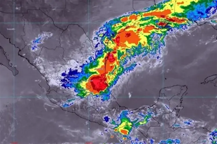 Ciclón pone en alerta a Tamaulipas