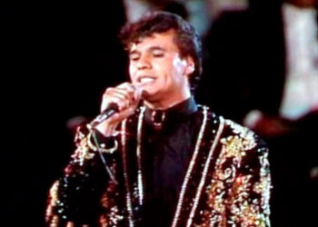Se prepara biopic de Juan Gabriel bajo la dirección de Gary Alazraki