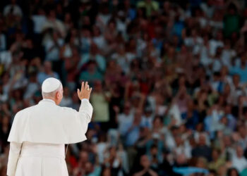 Discurso histórico y baño de masas del Papa León XIV en su visita a la capital española