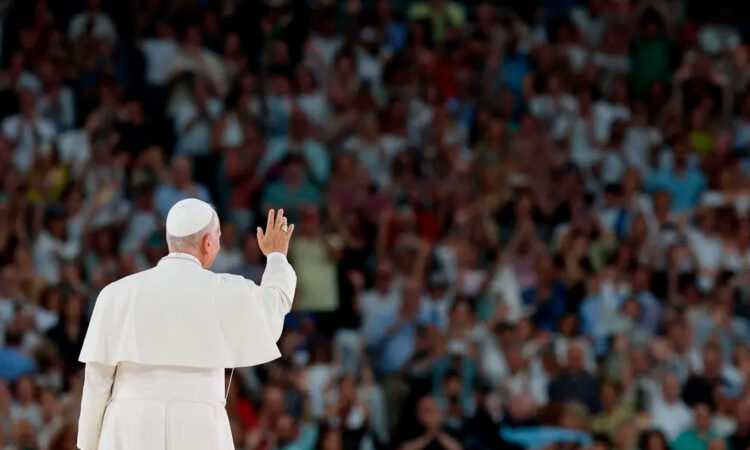 Discurso histórico y baño de masas del Papa León XIV en su visita a la capital española