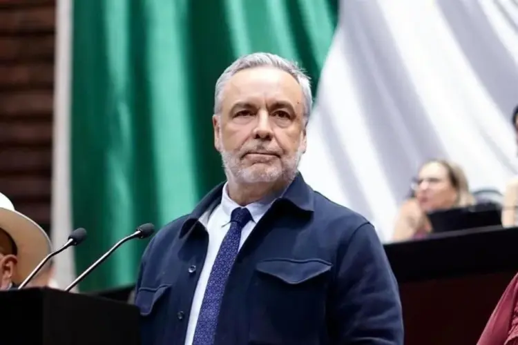 Admite Morena necesidad de transformación económica