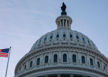 El Senado de Estados Unidos vota a favor de detener las hostilidades contra Irán