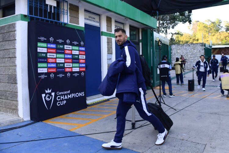 Nicolás Sánchez seguirá en Rayados con un nuevo cargo en fuerzas básicas