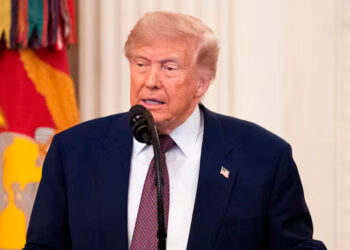Donald Trump amenaza a Irán con reanudar ataques por crisis en Líbano