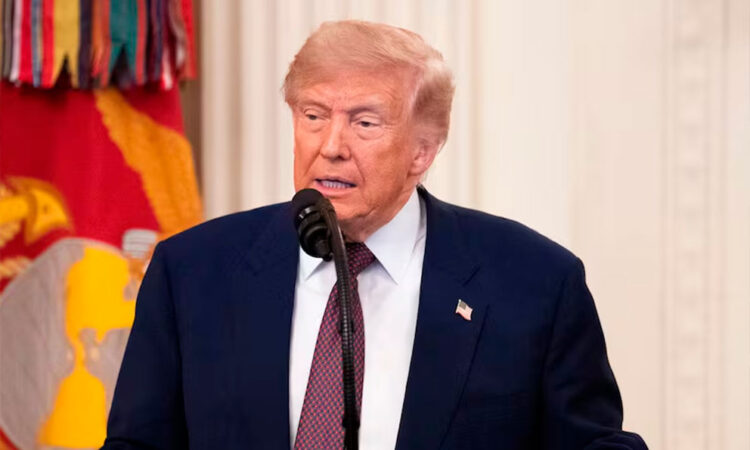 Donald Trump amenaza a Irán con reanudar ataques por crisis en Líbano