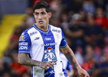 Toluca alista el fichaje de Víctor Guzmán tras concluir su contrato con Chivas