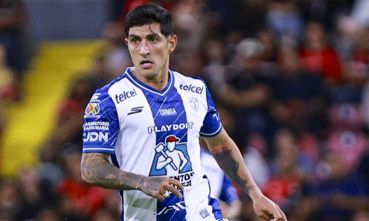Toluca alista el fichaje de Víctor Guzmán tras concluir su contrato con Chivas