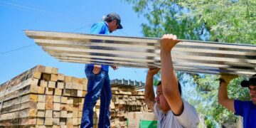 Entregan apoyos a damnificados por tormenta en Tula
