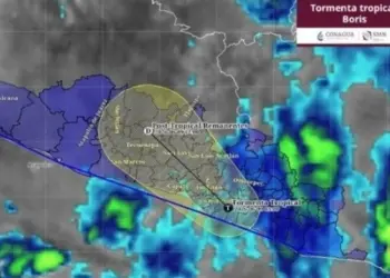 Tormenta tropical Boris toca tierra en Guerrero y Oaxaca