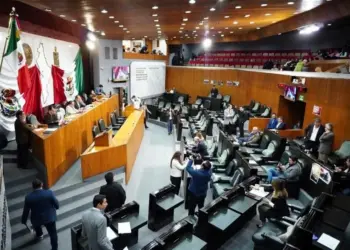 Nuevo León bajará a 28 años edad para ser gobernador
