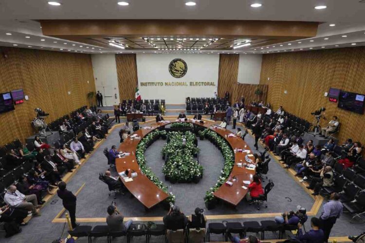 Se aceleran aspirantes a candidatos en 27 estados