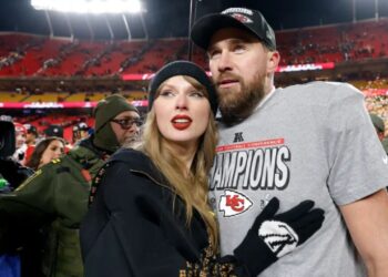 Taylor Swift y Travis Kelce planean su boda en Nueva York para 2026