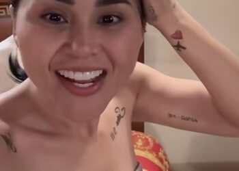 Gomita comparte experiencia espiritual en transmisión en vivo