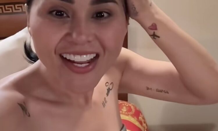 Gomita comparte experiencia espiritual en transmisión en vivo