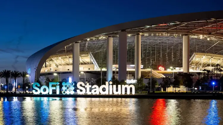 Alerta en Los Ángeles: 2000 empleados del SoFi Stadium votan a favor de irse a huelga