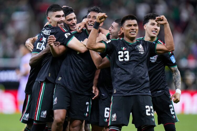 México define alineación para enfrentar a Ecuador en dieciseisavos de final