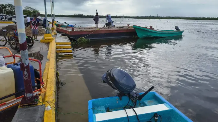 Sube nivel de la laguna Champayán