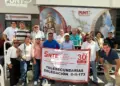 Profesores de Tula protestan en Palacio de Gobierno