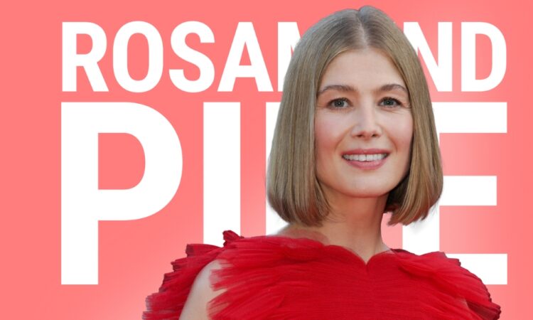 Rosamund Pike reprende a espectador por usar celular en teatro