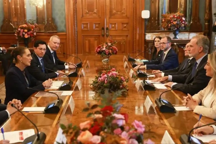 Sheinbaum y Felipe VI acuerdan fortalecer lazos México-España